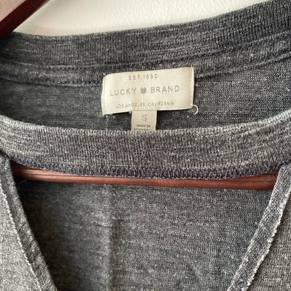 Lucky Brand T Shirt S - Picture 4 of 4